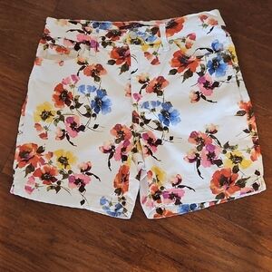 Gloria Vanderbilt Red and White Floral Bermuda Shorts